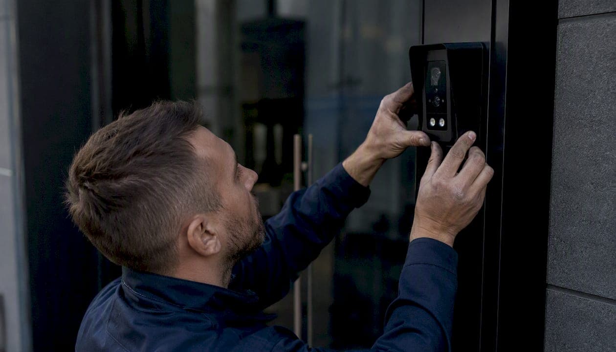 Face Recognition Access Control: Enterprise Guide for Integrators
